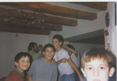 3 frere é un couzin